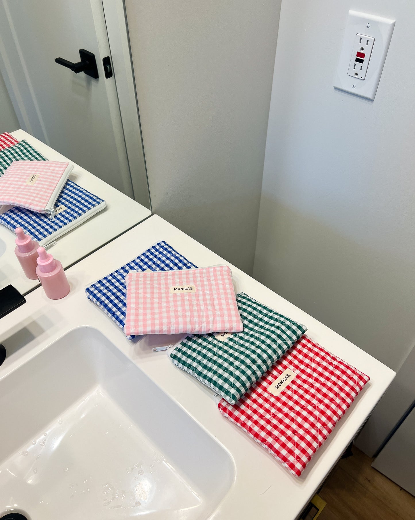 The Spring Homebody Pouch (Mini)